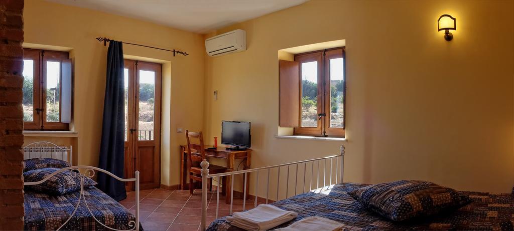 Agriturismo Passo Dei Briganti Agrigent Zimmer foto